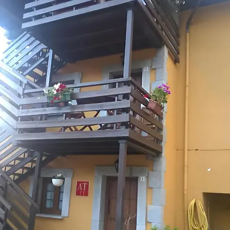 El Portiellu Apartment *